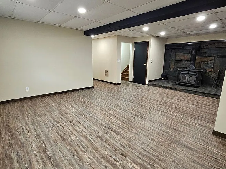 427 City Springs Ln — Photo 21