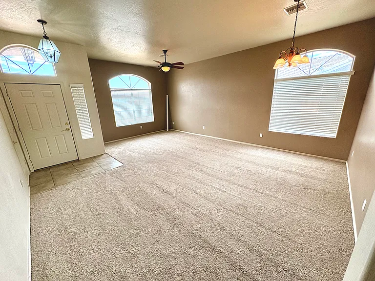 3700 W 25th Pl — Photo 4