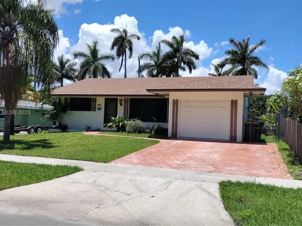 641 NE 2nd St, Dania Beach, FL 33004