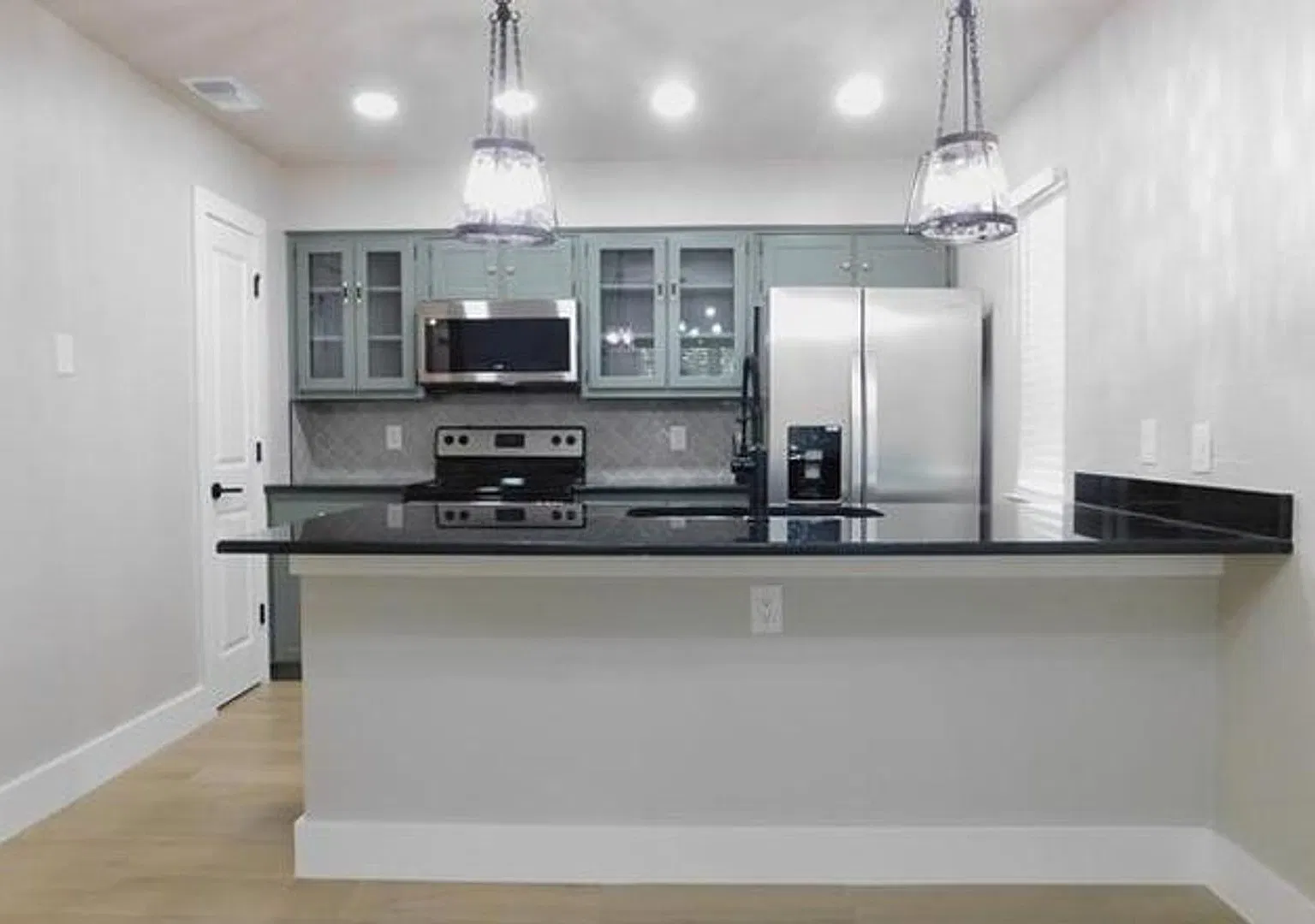 House For Rent! — Photo 3