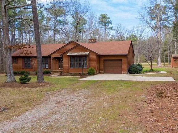 2nd image of 165 Winchester Dr