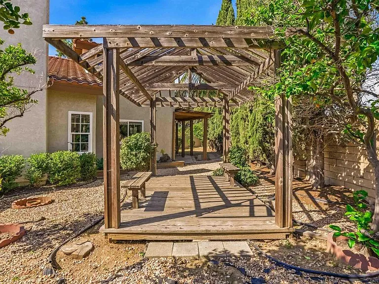10684 Stanwell Pl — Photo 24