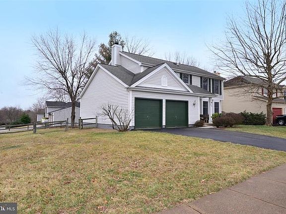 2nd image of 300 Samantha Dr