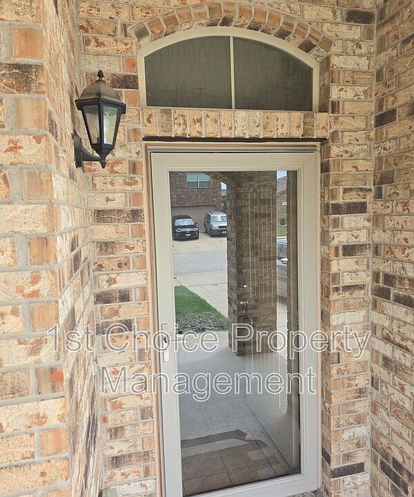2nd image of 6109 Spokane Dr