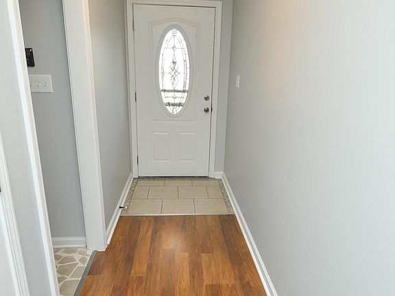 2nd image of 107 Muscadine Dr