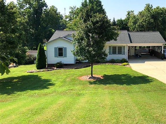 2nd image of 3590 Smithfield Dr NW