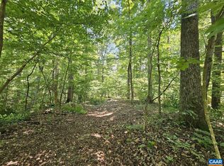 18 Farmview Rd, Stanardsville, VA 22973