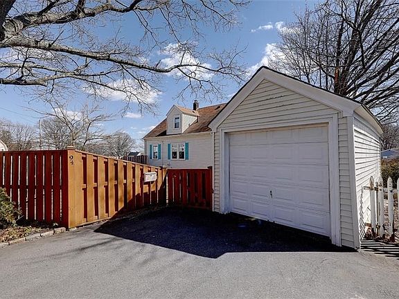3rd image of 94 Canonchet Ave