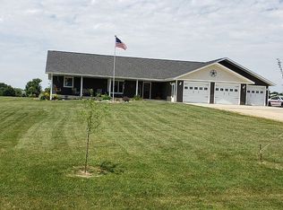 940 Yankee Ave, Cresco, IA 52136