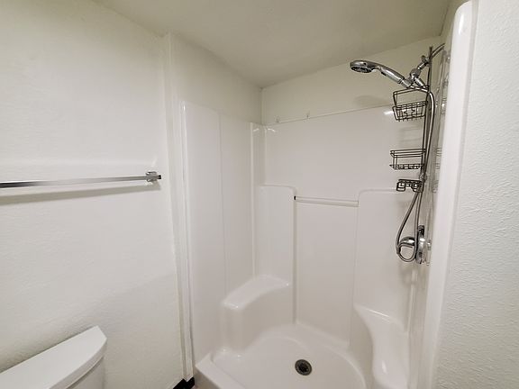 5th image of 515 S O'Leary St