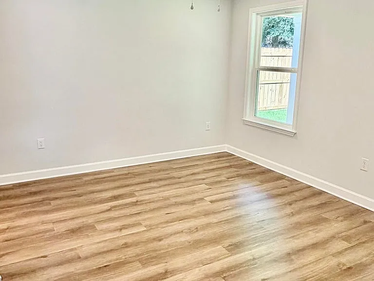2913 Shoffner Ave — Photo 10