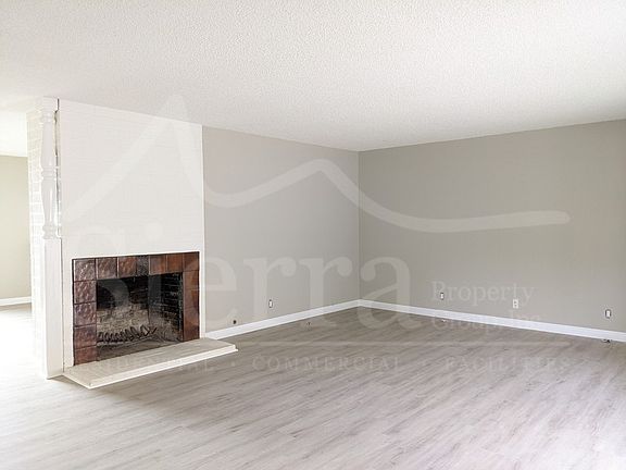2nd image of 300 Loyola Dr