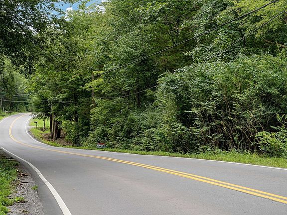 2nd image of 7677 Sawyer Brown Rd