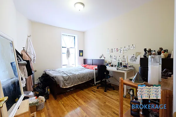 Rented by SBJ Brokerage, LLC | media 7