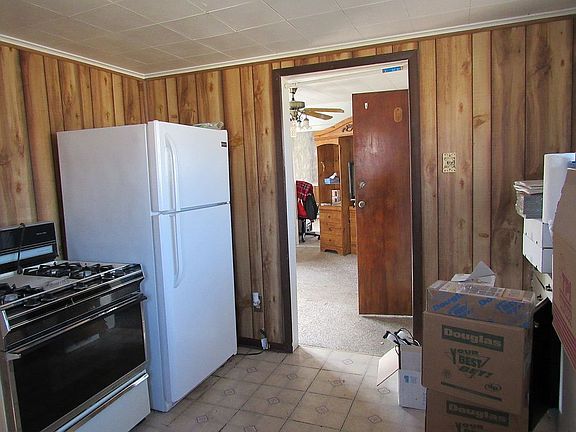 5th image of 108 18th Ave