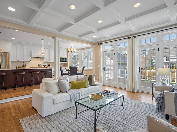 2nd image of 1054 Martin Pl
