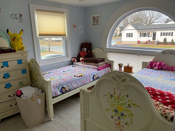 4th image of 45 Campbell Ln