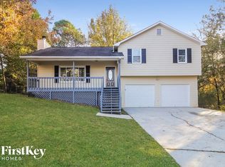 90 King Arthur Ct, Dallas, GA 30157