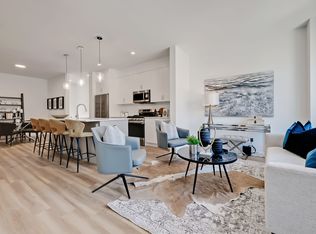 2049 43rd Ave SW, Calgary, AB T2T2N3