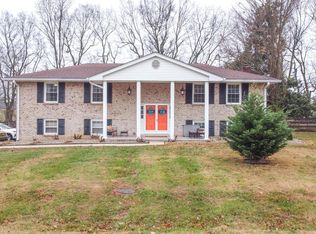 181 Cypress Rd, Versailles, KY 40383