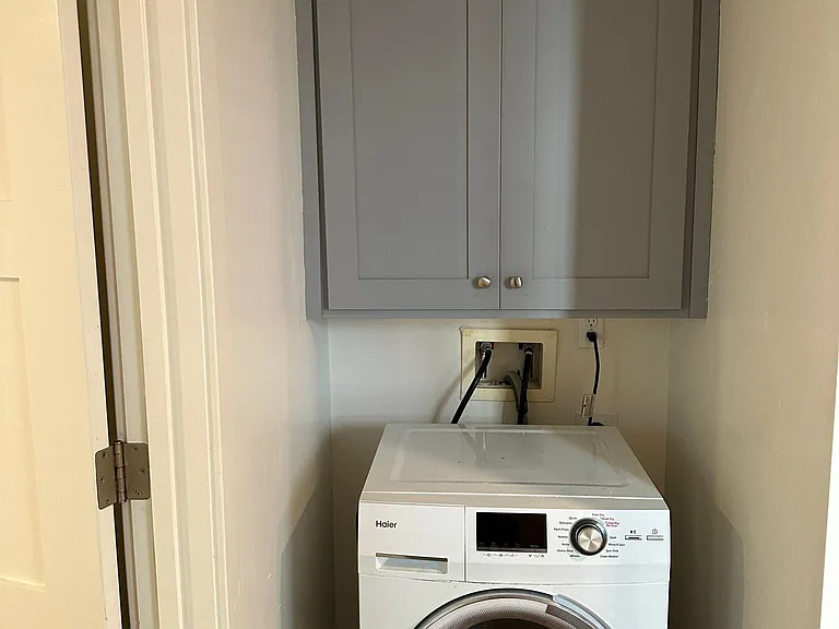305 U St #100 — Photo 6
