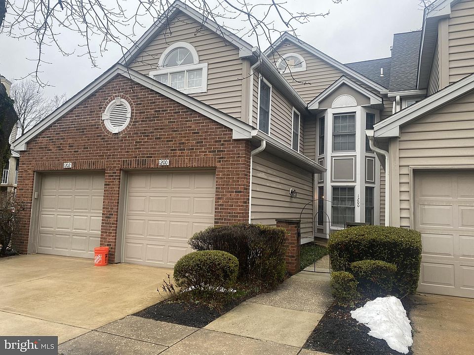 1st image of 1200 Braken Ave