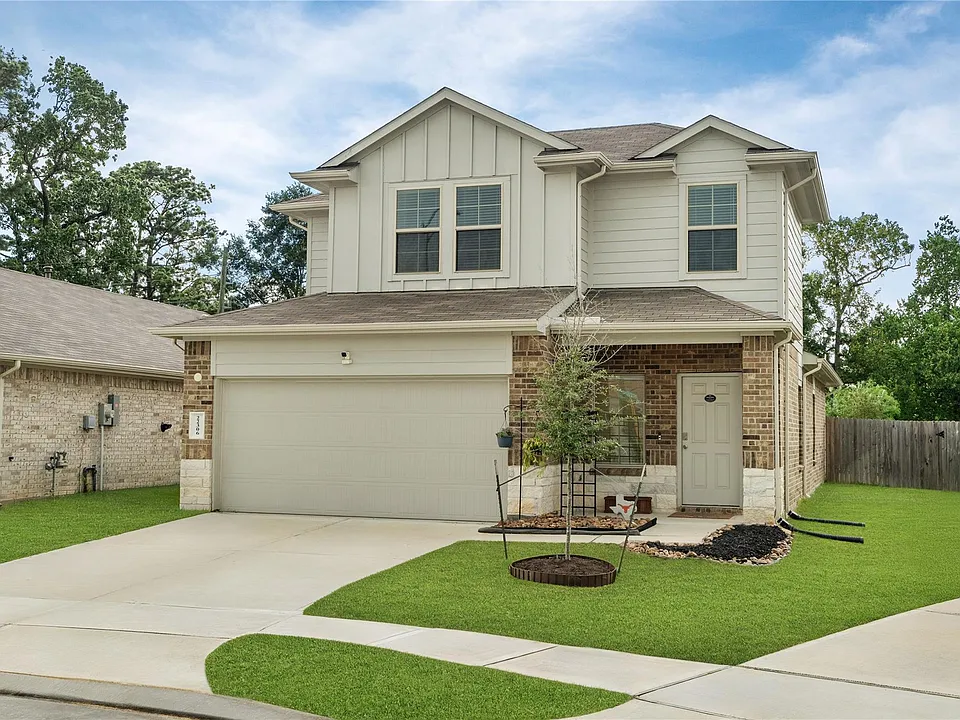 22306 Forest Gorge Ln