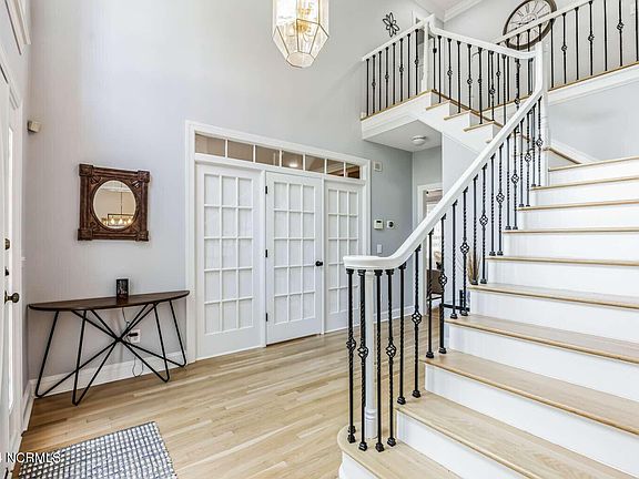 3rd image of 3617 Saint Francis Drive