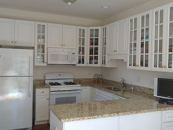 4th image of 1200 Ashbury Dr