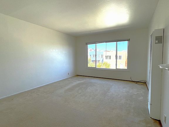 2nd image of 622 40th Ave