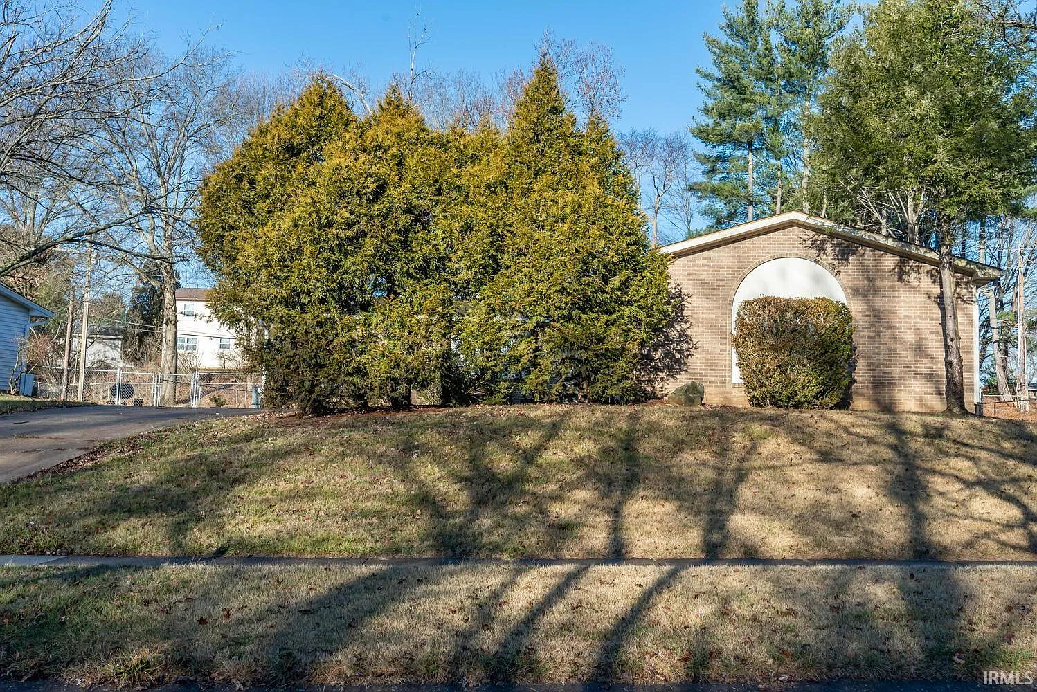 603 N Park Ridge Rd photo 1