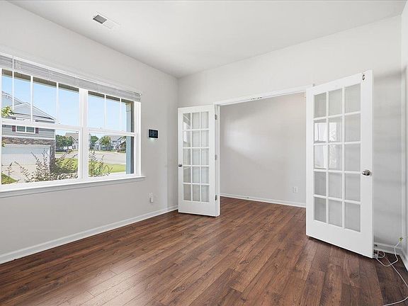 5th image of 5192 Pratt Dr