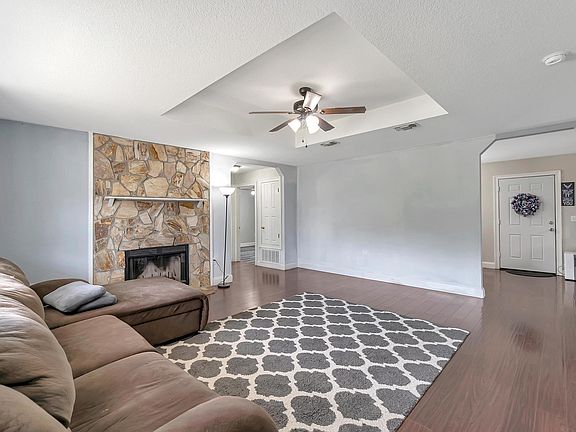 4th image of 2088 Casa De Oro St