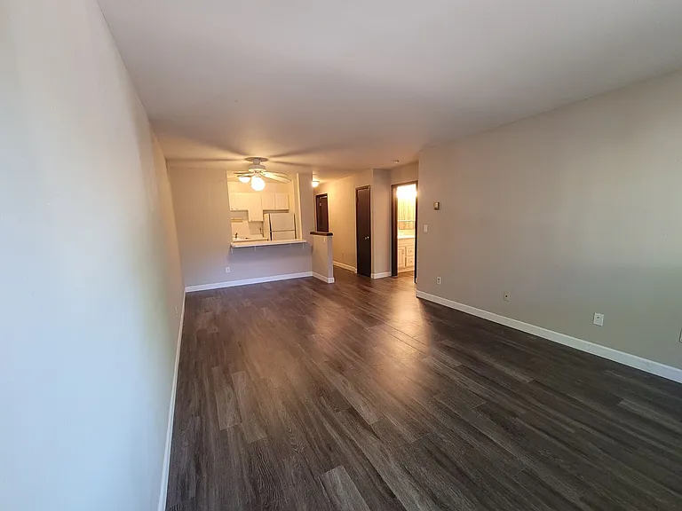 Ariel Place — Photo 16