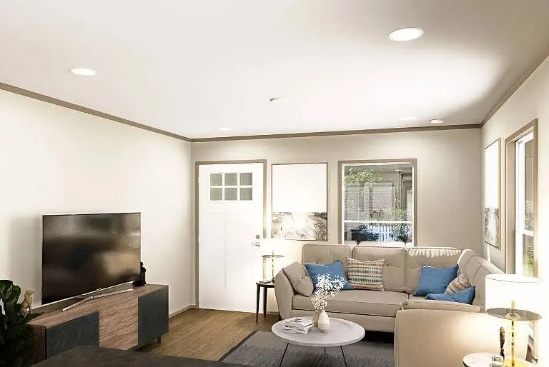 2844 Maple Ave #18 — Photo 3