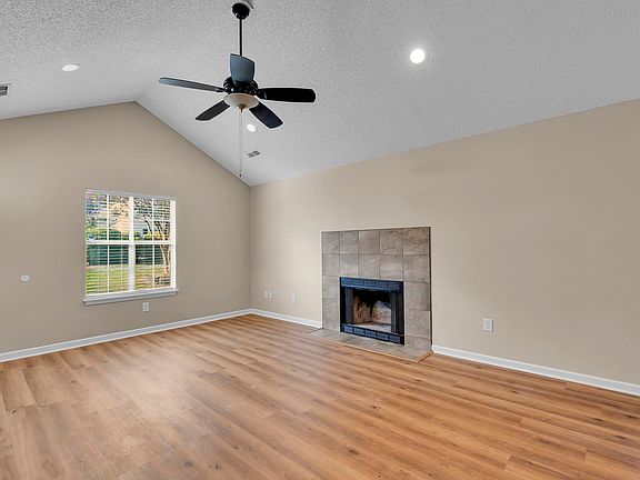 5th image of 103 Mosspoint Dr