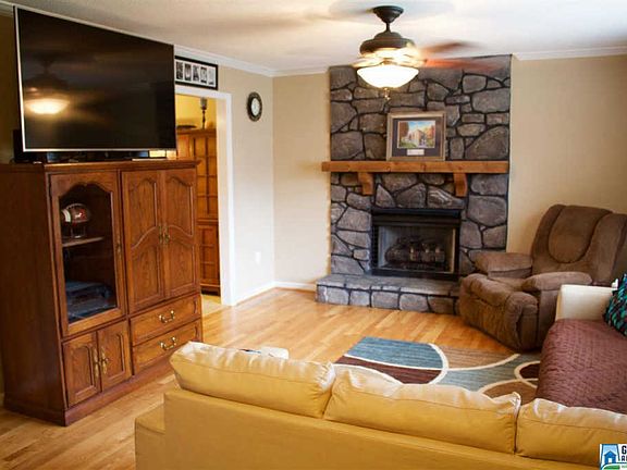 4th image of 6417 Glenview Cir