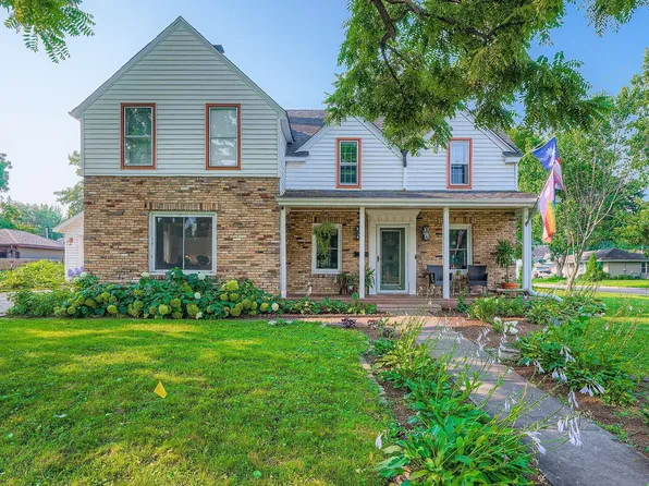 735 6th St W, Hastings, MN 55033