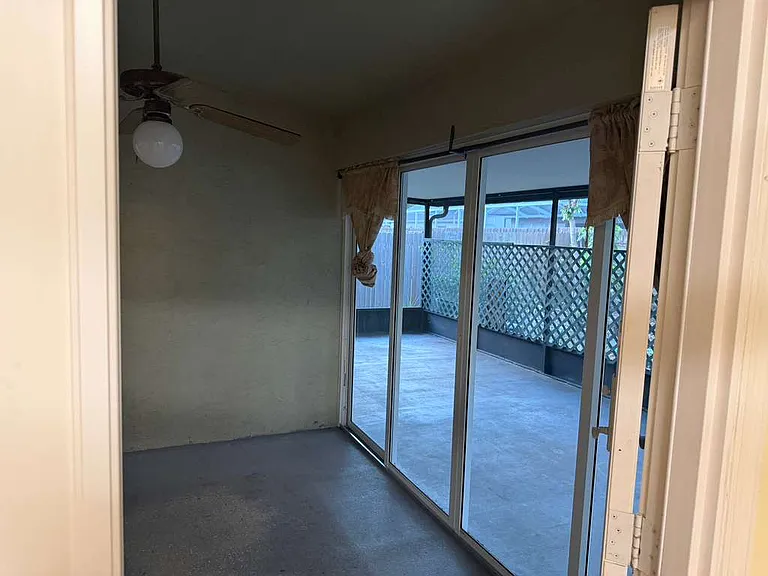 1128 Bloom Hill Ave — Photo 13