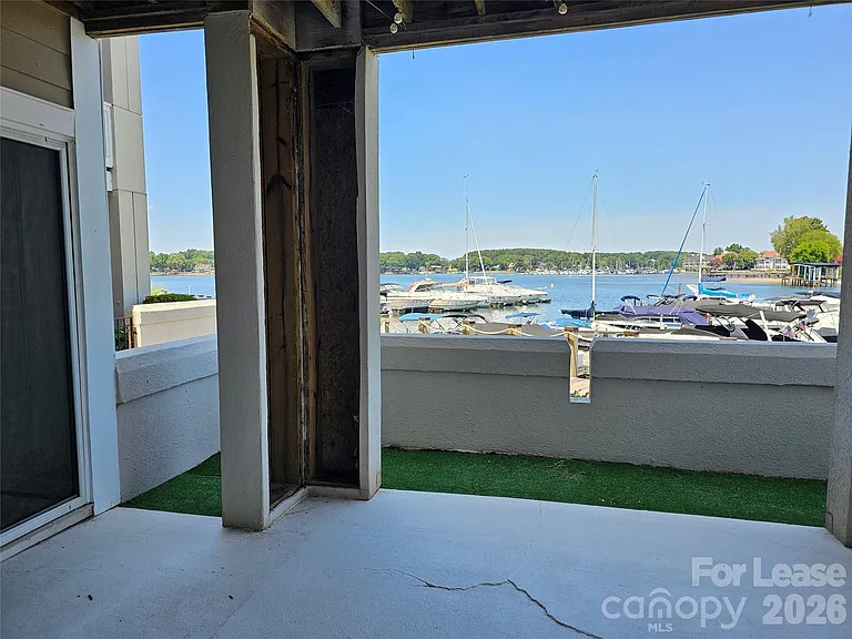 18629 Vineyard Point Ln — Photo 23