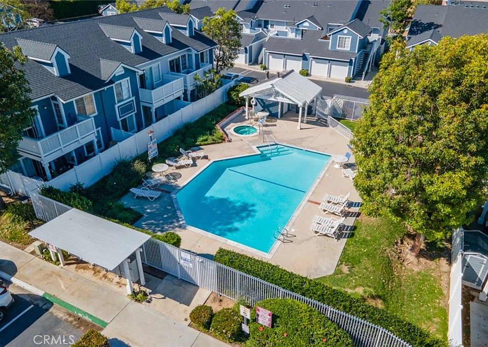 1st image of 574 Stone Harbor Cir