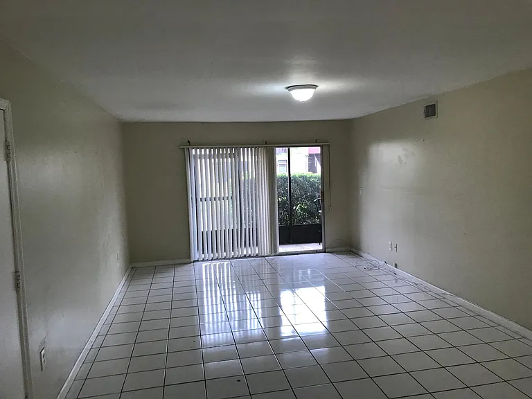 8606 Champlain Ct #98 — Photo 17