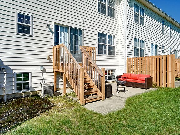 4th image of 5992 Andrew John Dr