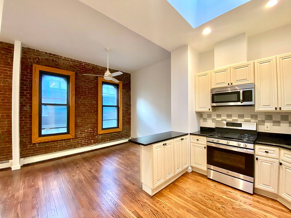 1st image of 4467 23rd St #3