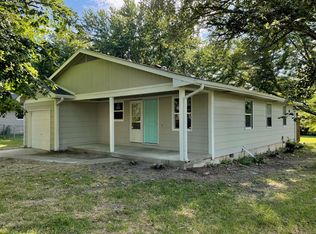 3002 Westlake Dr, Sedalia, MO 65301