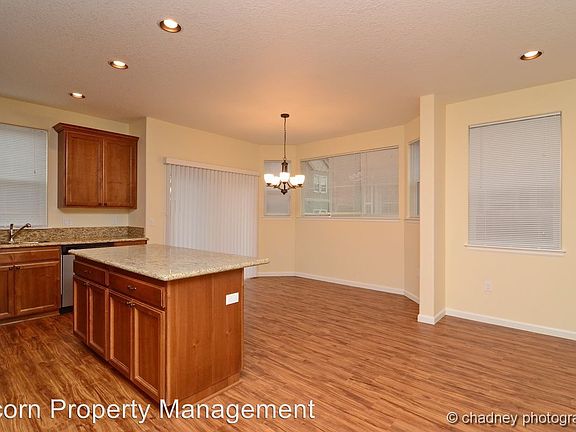 2nd image of 126 NE 43rd Ave #5941949