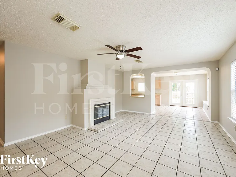 9723 Autumn Valley — Photo 3