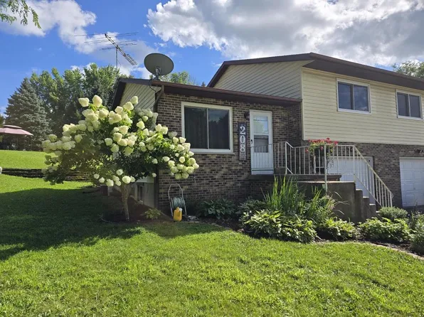 208 27th Street, Monroe, WI 53566