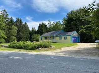 8 Old Steamboat Rd, Sedgwick, ME 04676