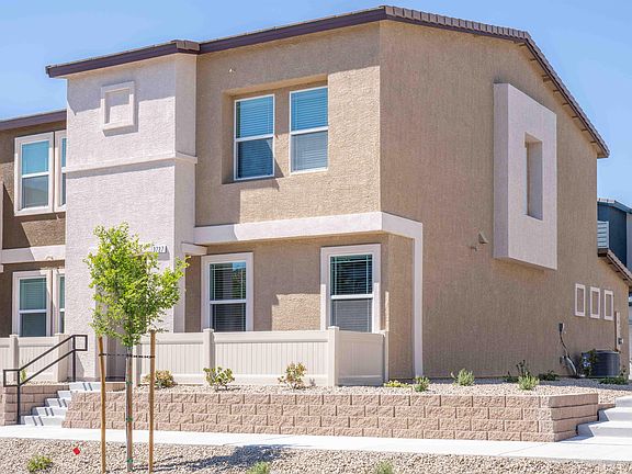 3rd image of 3727 Celesta Vista Ave